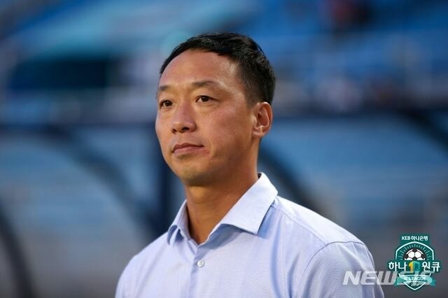 전 축구 국가대표 박진섭 감독 프로필 – 통계·등번호·연봉·등번호·결혼·연봉까지